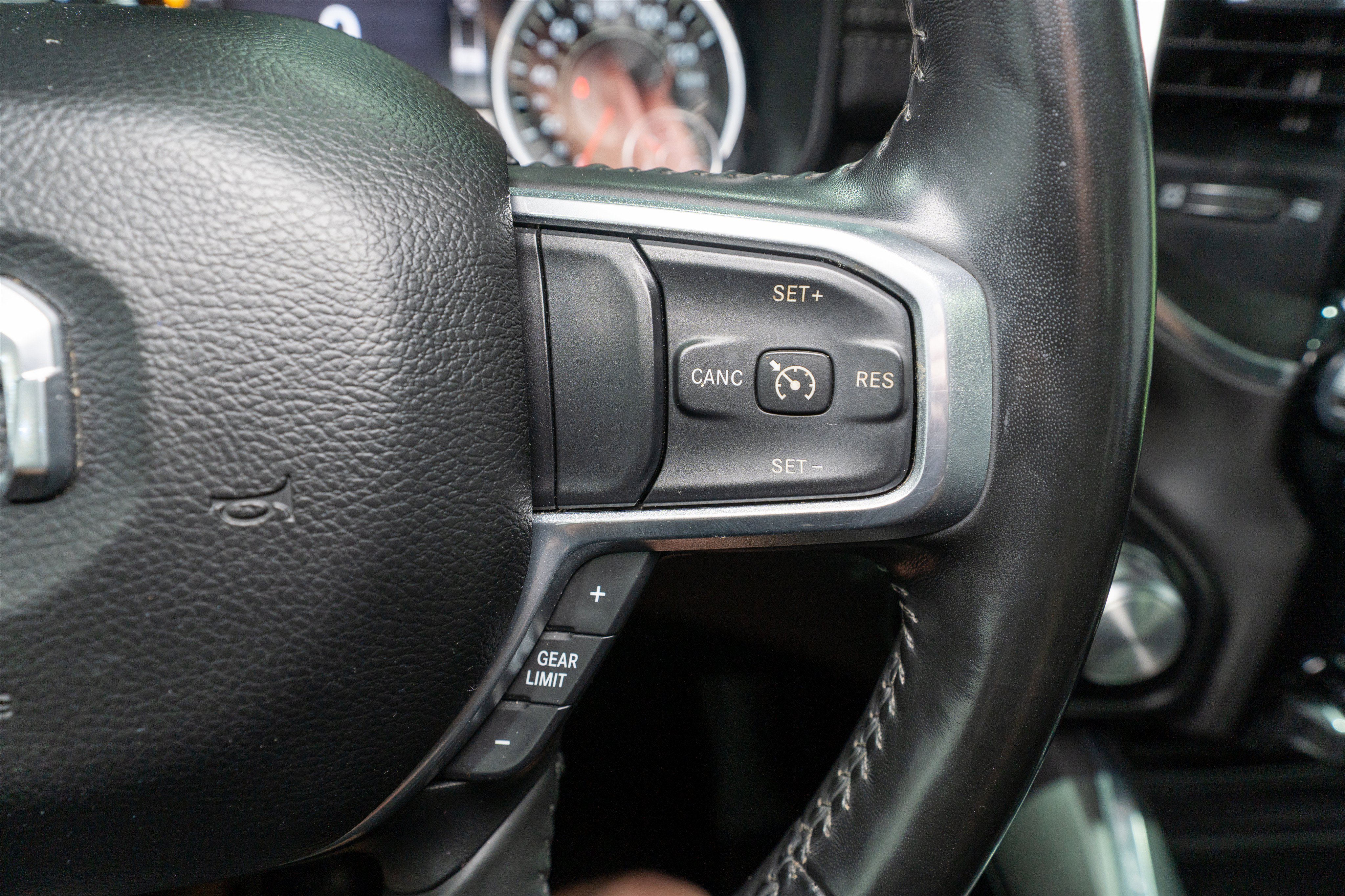 Used 2021 RAM 1500 Laramie AWD/4WD image 26