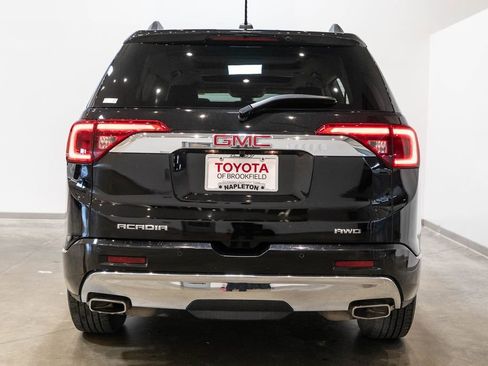 Used 2017 GMC Acadia Denali w/ Technology Package image 8