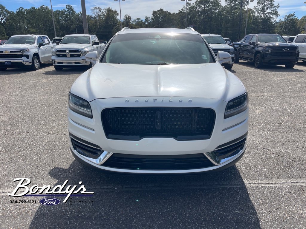 Used 2019 Lincoln Nautilus Select FWD image 2