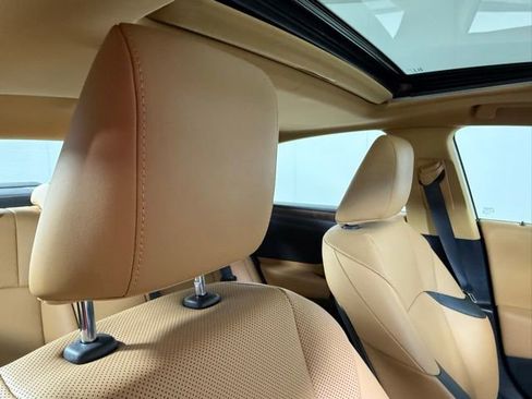 Used 2025 Lexus ES 300h 300h image 37