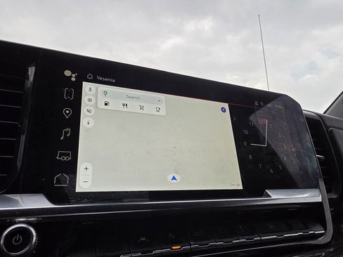 Used 2024 GMC Sierra 1500 SLE image 17