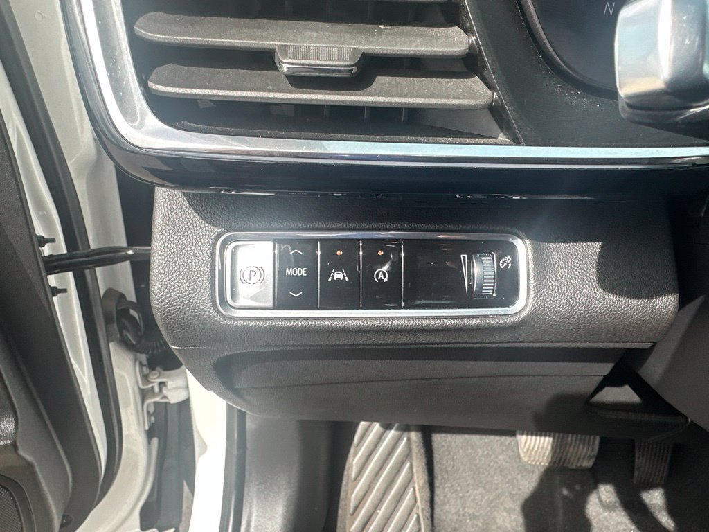 Certified 2024 Buick Envision Preferred AWD/4WD image 12