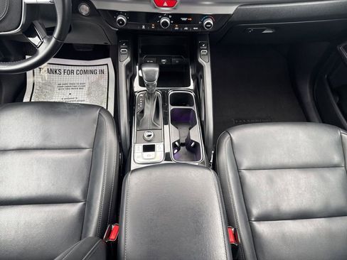 Used 2021 Kia Telluride S image 27
