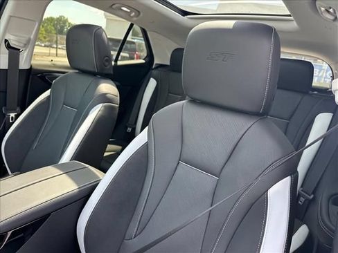 New 2026 Buick Envision Sport Touring AWD/4WD image 30