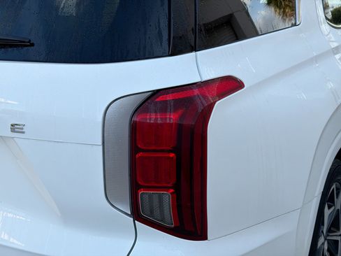 Used 2022 Hyundai Palisade Calligraphy image 28