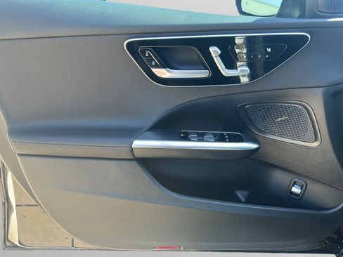 Used 2025 Mercedes-Benz C 300 Sedan image 11