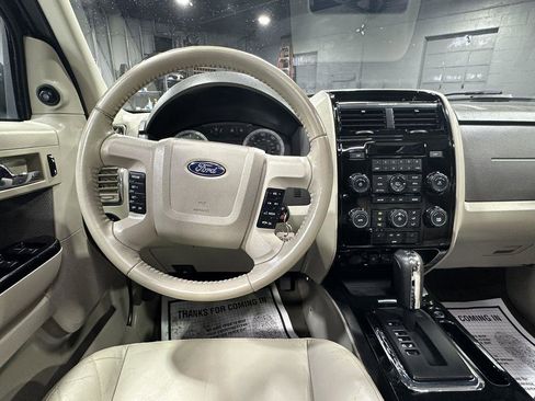 Used 2009 Ford Escape Limited image 29