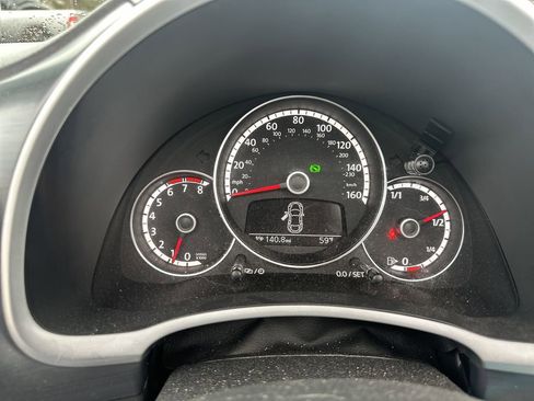 Used 2016 Volkswagen Beetle 1.8T Denim image 23