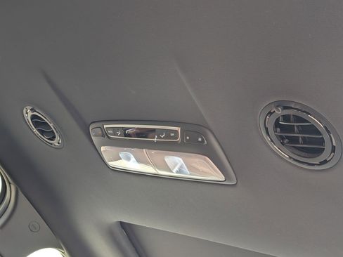 Used 2025 Kia Telluride AWD image 29