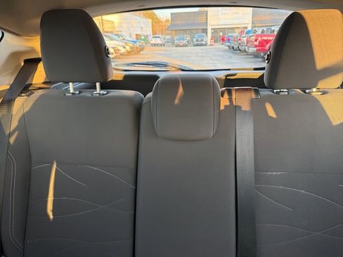 Used 2018 Ford Fiesta SE image 14