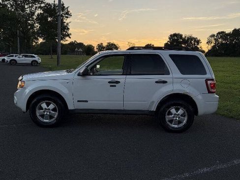 Used 2008 Ford Escape XLT AWD/4WD image 3