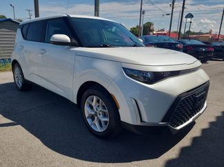 Used 2023 Kia Soul LX w/ Option Group 015 image 1