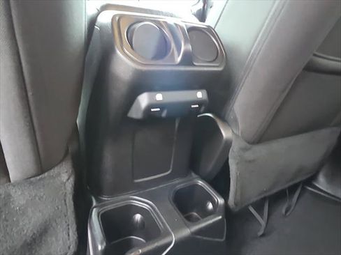 Used 2020 Jeep Gladiator Sport w/ Quick Order Package 24S image 12