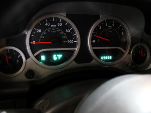 Used 2007 Jeep Wrangler Sahara w/ PWR Convenience Group image 8