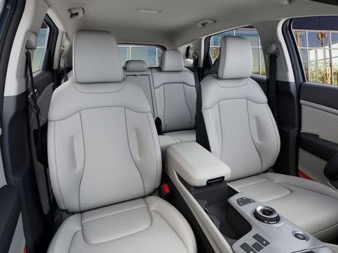 New 2026 Kia Sportage AWD Hybrid image 15