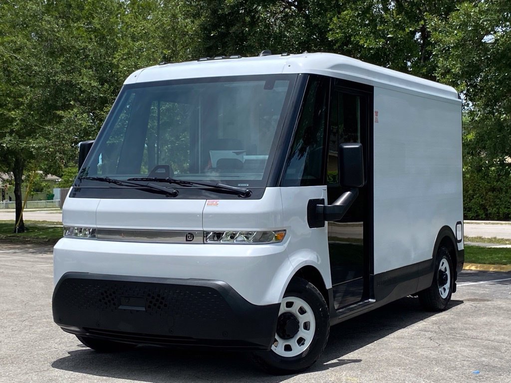 Used 2024 Chevrolet Brightdrop 400 w/ Commercial Equipment Package AWD/4WD image 1