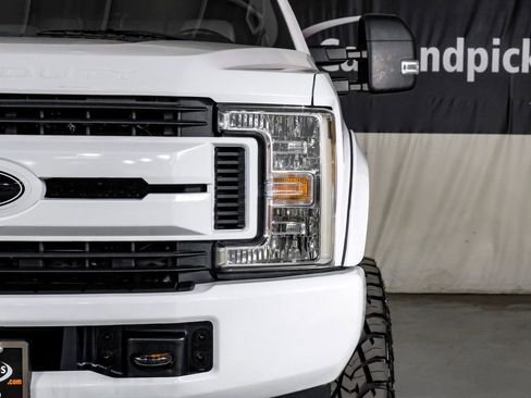 Used 2017 Ford F250 XL w/ Power Equipment Group image 39