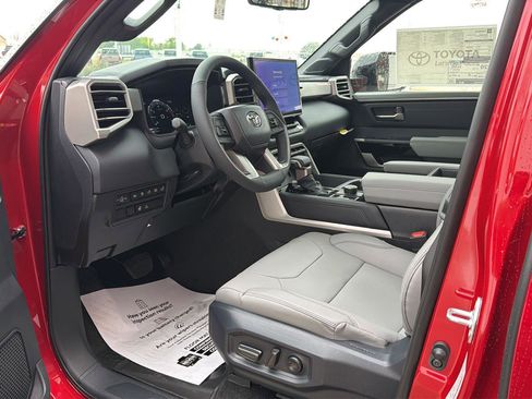 New 2026 Toyota Tundra Limited AWD/4WD image 15