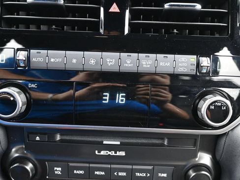 Used 2022 Lexus GX 460 Premium w/ Premium Plus Package AWD/4WD image 21