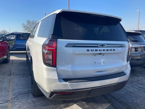 Used 2022 Chevrolet Suburban Z71 w/ Luxury Package image 5