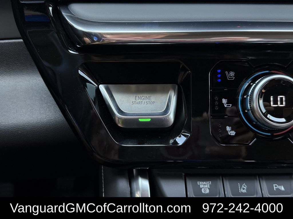 New 2026 GMC Sierra 2500 Denali Ultimate AWD/4WD image 18