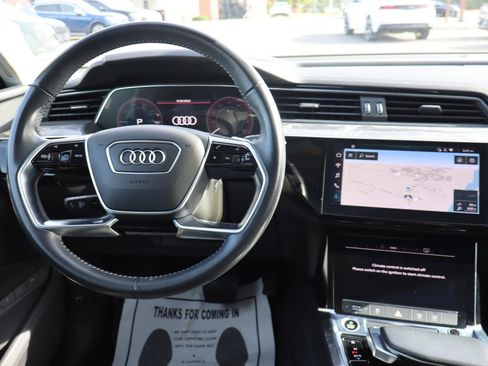 Used 2021 Audi e-tron Premium w/ Convenience Plus Package image 10