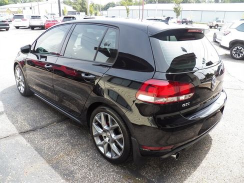 Used 2013 Volkswagen Golf 4-Door FWD image 6