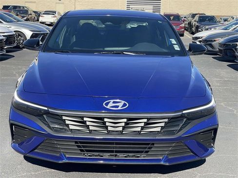 Certified 2025 Hyundai Elantra Sport image 2