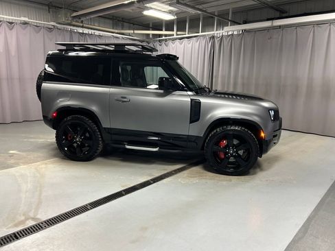 Used 2023 Land Rover Defender 90 X image 8