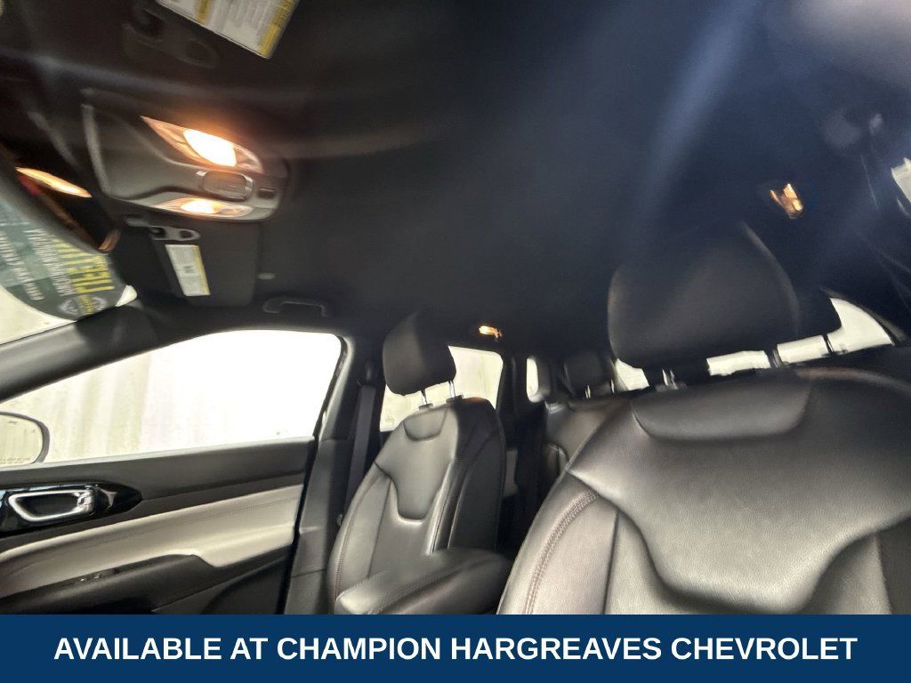 Used 2024 Jeep Compass Limited AWD/4WD image 25