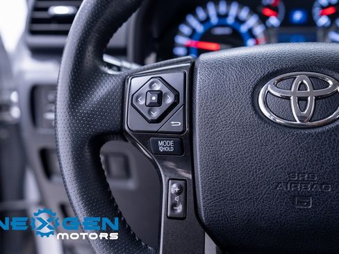 Used 2019 Toyota 4Runner TRD Off-Road Premium image 19