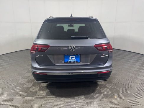 Used 2021 Volkswagen Tiguan SE w/ Panoramic Sunroof Package AWD/4WD image 6