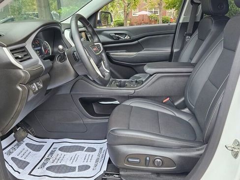 Used 2023 GMC Acadia SLT image 6