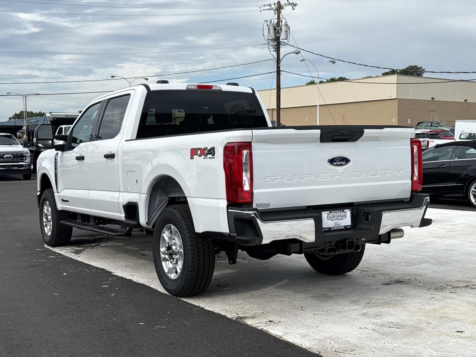 New 2026 Ford F250 XLT w/ FX4 Off-Road Package AWD/4WD image 5