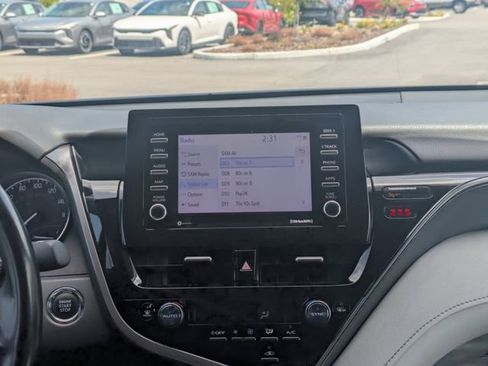 Used 2024 Toyota Camry SE w/ Convenience Package FWD image 17