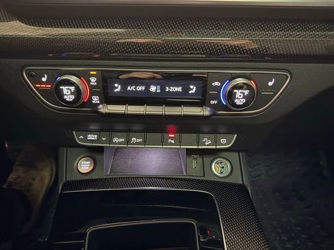 Used 2022 Audi SQ5 Premium w/ Convenience Package image 14