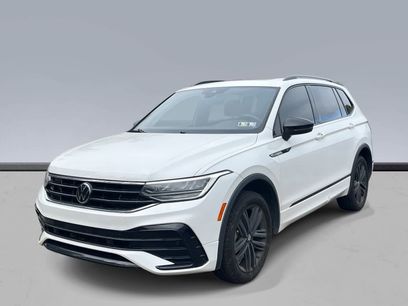 Used 2022 Volkswagen Tiguan SE R-Line