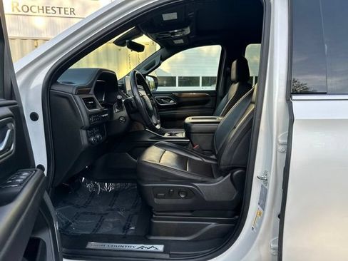 Used 2022 Chevrolet Suburban High Country AWD/4WD image 23