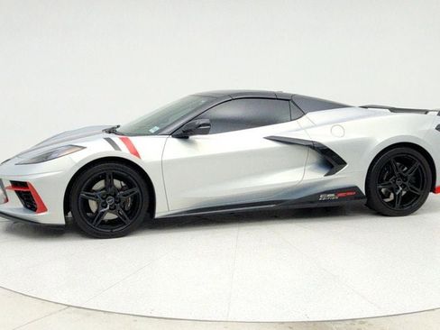 Used 2021 Chevrolet Corvette Stingray Premium Conv w/ Z51 Performance Package image 8