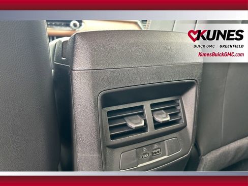 New 2026 GMC Canyon AT4 image 29