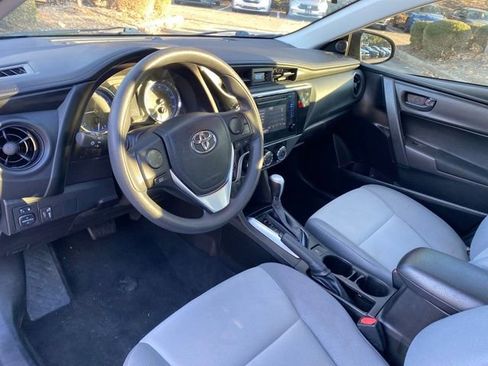 Used 2018 Toyota Corolla L image 7