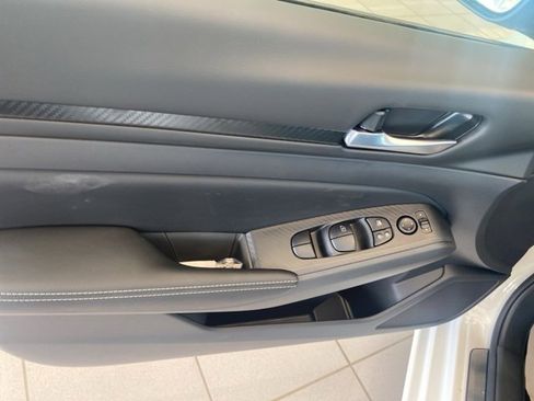 New 2025 Nissan Altima 2.5 SV w/ SV Special Edition Package image 17