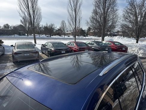 Used 2023 Cadillac XT6 Premium Luxury w/ Technology Package image 10