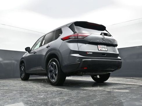 Used 2025 Nissan Rogue SV image 52