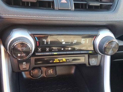 Certified 2025 Toyota RAV4 XLE image 15