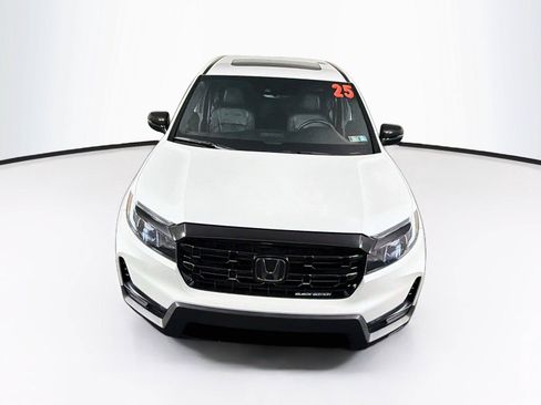 Used 2025 Honda Ridgeline Black Edition image 13