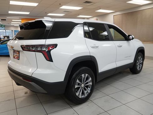 New 2026 Chevrolet Equinox LT w/ Convenience Package II image 16