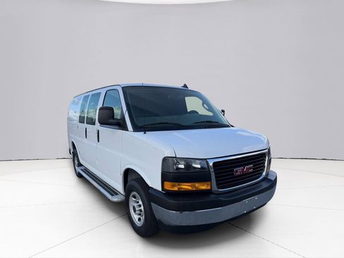 Used 2024 GMC Savana 2500 w/ Driver Convenience Package image 11