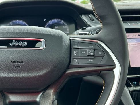 New 2026 Jeep Grand Cherokee Limited AWD/4WD image 39