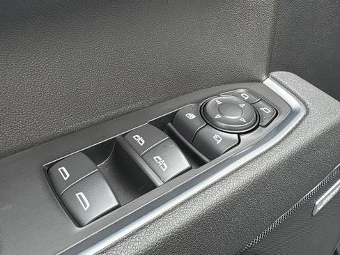 Used 2026 Chevrolet Silverado 1500 LTZ AWD/4WD image 17